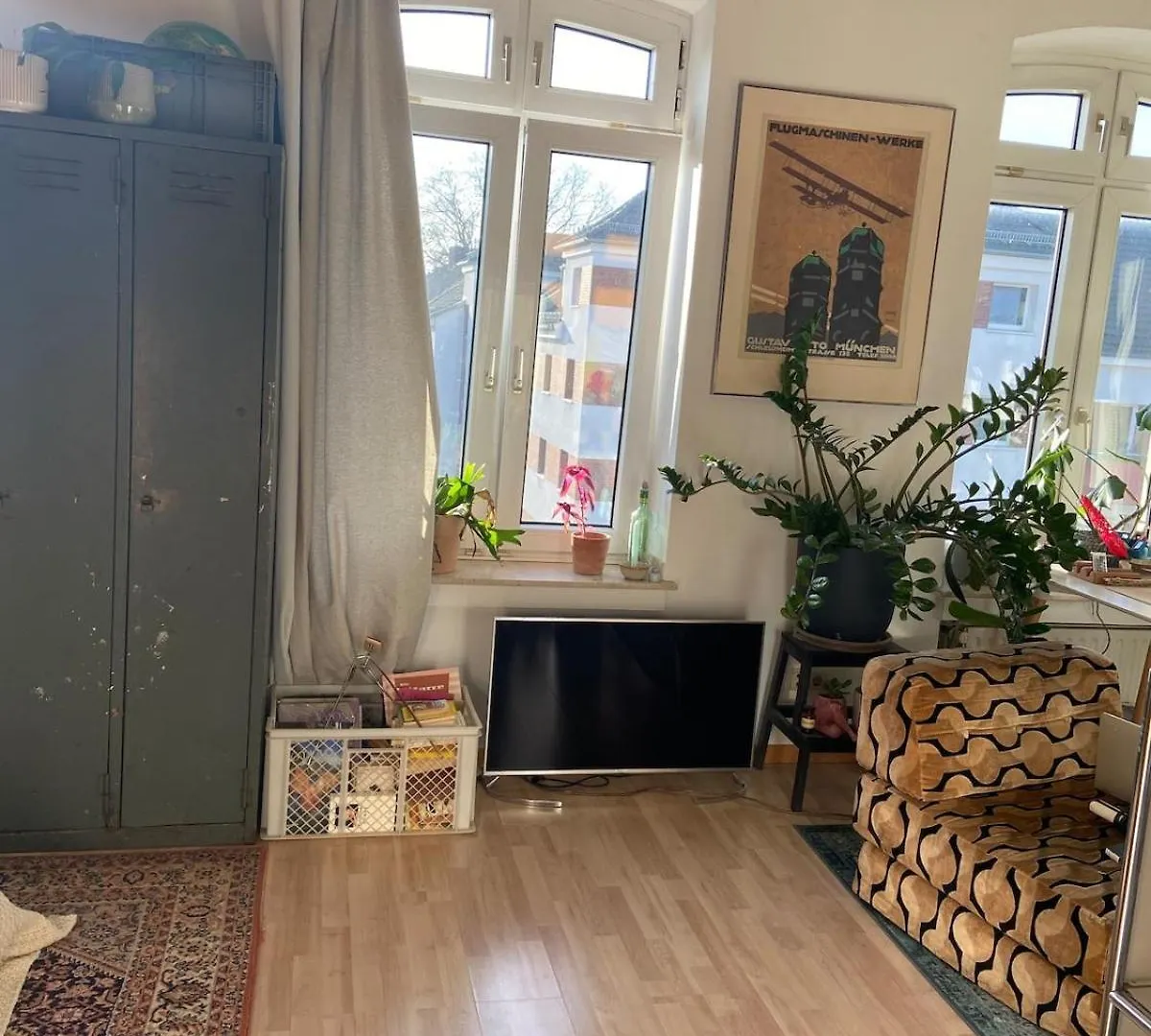 Bright Old Building Whole Apartment كولونيا