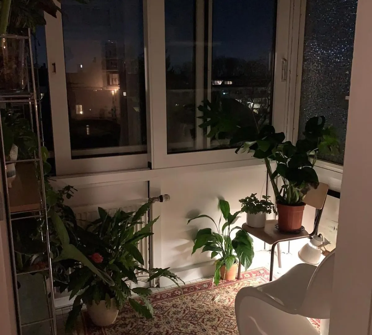 Bright Old Building Whole Apartment Kolonia